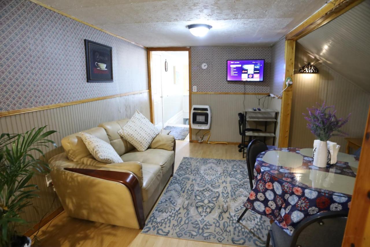 3-Bedroom Apt. Ideal Location Near New River Gorge 페이엣빌 외부 사진