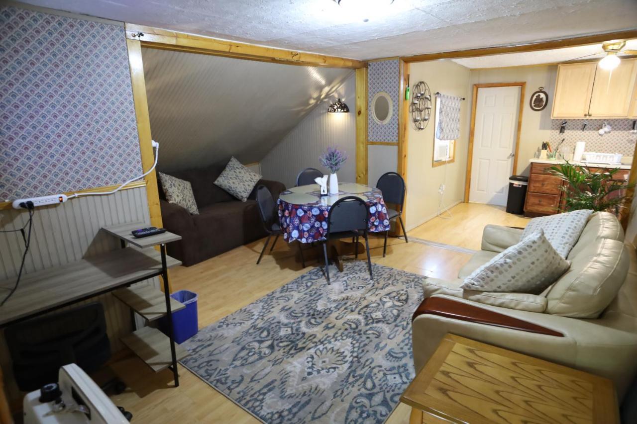 3-Bedroom Apt. Ideal Location Near New River Gorge 페이엣빌 외부 사진